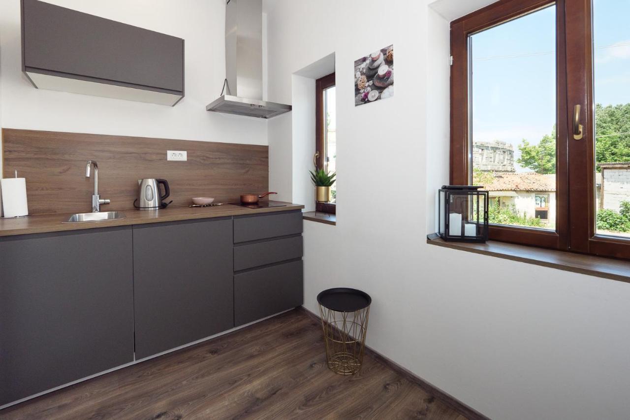 Arena Delight Studio Apartments Pula Exteriér fotografie